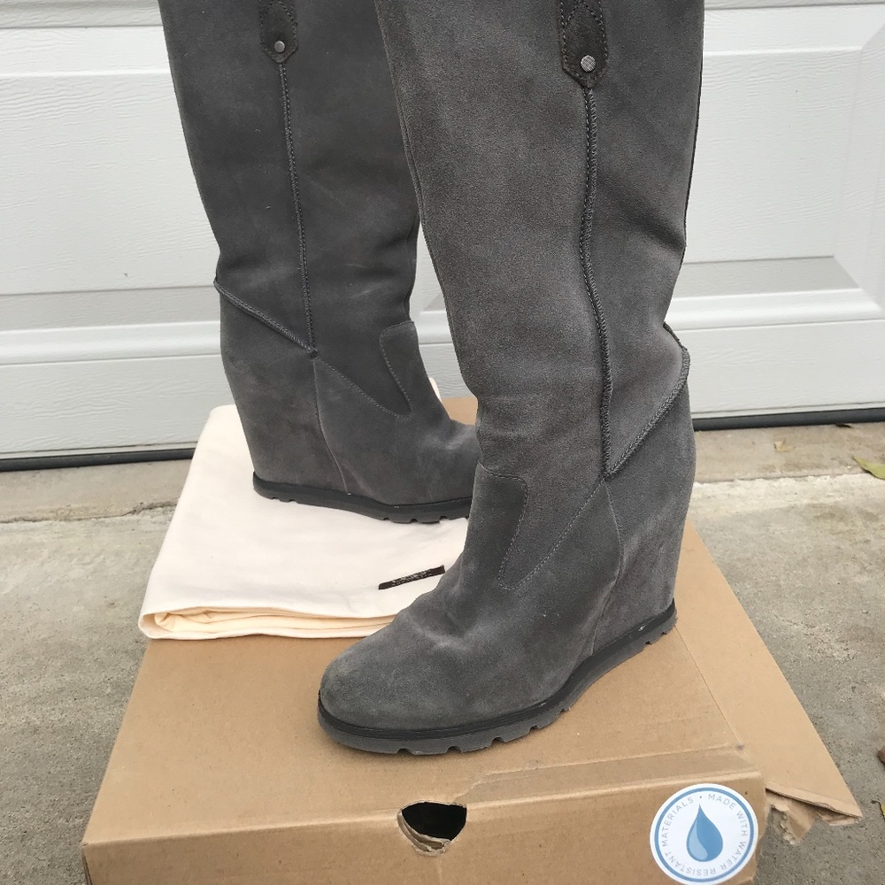 Ugg Soleil tall, wedge, grey boot, Size 7
